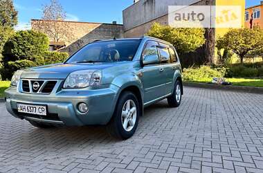 Внедорожник / Кроссовер Nissan X-Trail 2002 в Львове