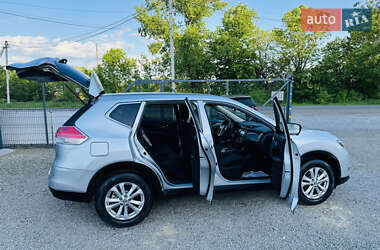 Внедорожник / Кроссовер Nissan X-Trail 2015 в 
