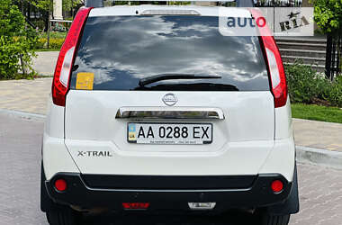 Позашляховик / Кросовер Nissan X-Trail 2011 в Києві