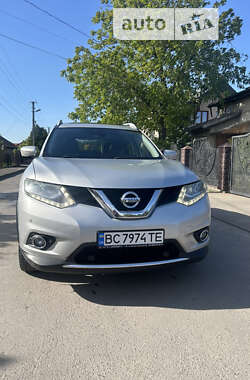 Внедорожник / Кроссовер Nissan X-Trail 2015 в Рава-Русской