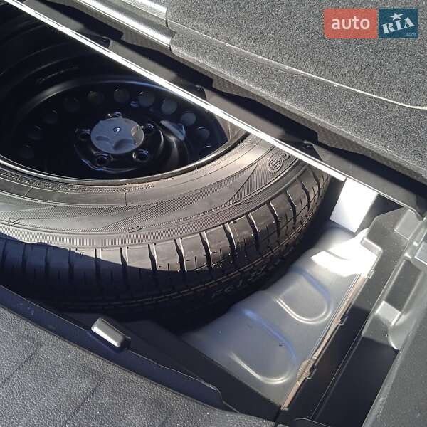 Позашляховик / Кросовер Nissan X-Trail 2017 в Первомайську