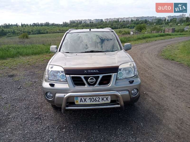 Nissan X-Trail 2003