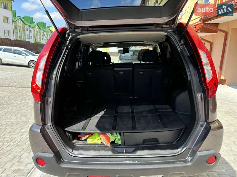 Позашляховик / Кросовер Nissan X-Trail 2012 в Львові