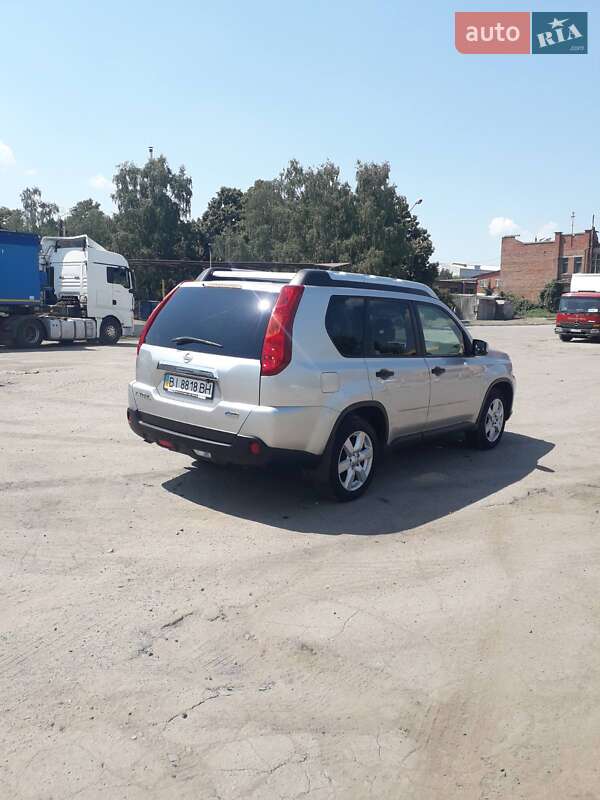 Внедорожник / Кроссовер Nissan X-Trail 2010 в Полтаве