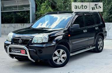 Внедорожник / Кроссовер Nissan X-Trail 2003 в Киеве