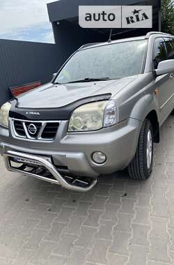 Внедорожник / Кроссовер Nissan X-Trail 2001 в Южноукраинске