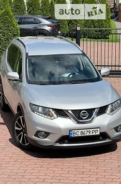 Внедорожник / Кроссовер Nissan X-Trail 2015 в Львове