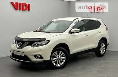 Внедорожник / Кроссовер Nissan X-Trail 2016 в Киеве