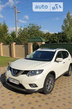 Позашляховик / Кросовер Nissan X-Trail 2015 в Запоріжжі