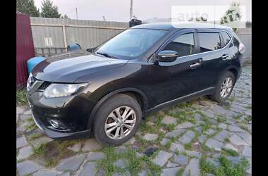 Внедорожник / Кроссовер Nissan X-Trail 2015 в Макарове