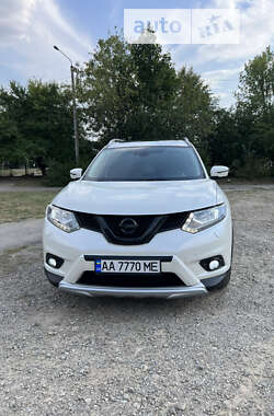 Позашляховик / Кросовер Nissan X-Trail 2014 в Івано-Франківську