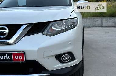 Внедорожник / Кроссовер Nissan X-Trail 2015 в Киеве