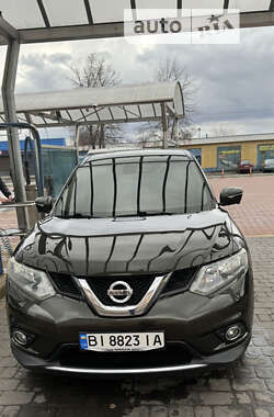 Позашляховик / Кросовер Nissan X-Trail 2015 в Полтаві