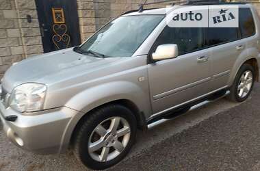 Позашляховик / Кросовер Nissan X-Trail 2006 в Рівному