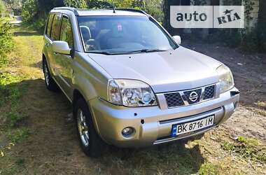 Внедорожник / Кроссовер Nissan X-Trail 2006 в Ровно