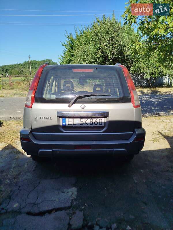 Внедорожник / Кроссовер Nissan X-Trail 2003 в Черкассах