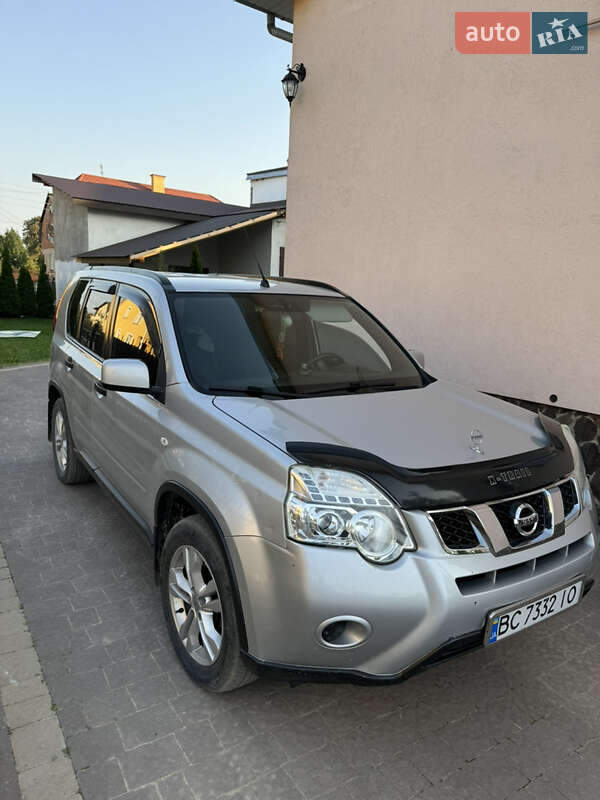 Позашляховик / Кросовер Nissan X-Trail 2011 в Самборі