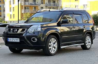 Позашляховик / Кросовер Nissan X-Trail 2014 в Києві