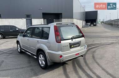 Внедорожник / Кроссовер Nissan X-Trail 2005 в Киеве