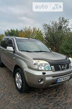 Внедорожник / Кроссовер Nissan X-Trail 2004 в Бершади