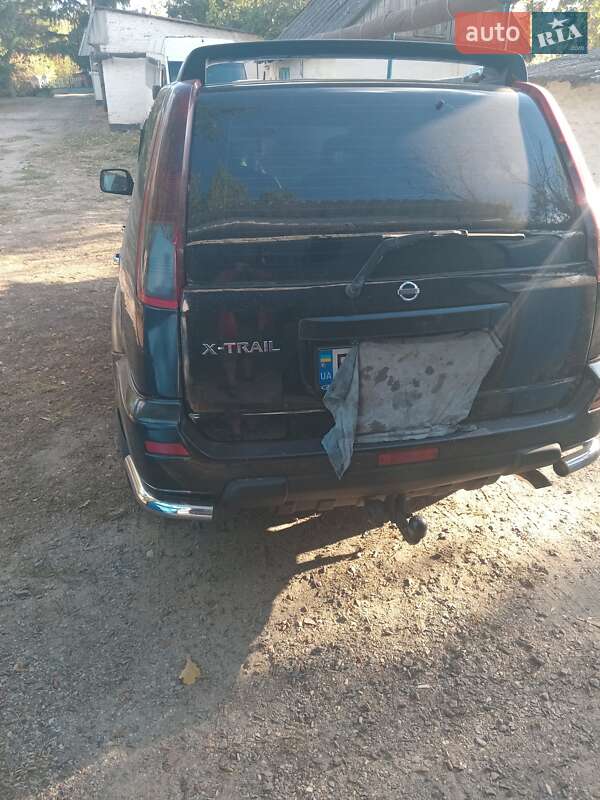 Внедорожник / Кроссовер Nissan X-Trail 2002 в Днепре