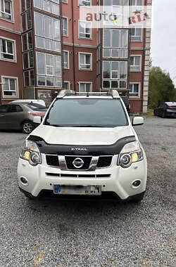 Позашляховик / Кросовер Nissan X-Trail 2013 в Софіївській Борщагівці