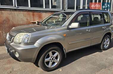 Внедорожник / Кроссовер Nissan X-Trail 2003 в Киеве