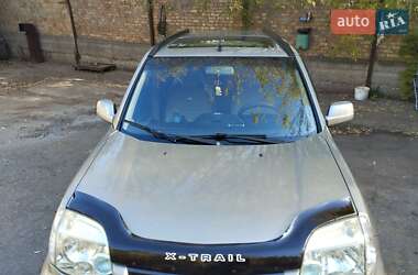 Внедорожник / Кроссовер Nissan X-Trail 2003 в 