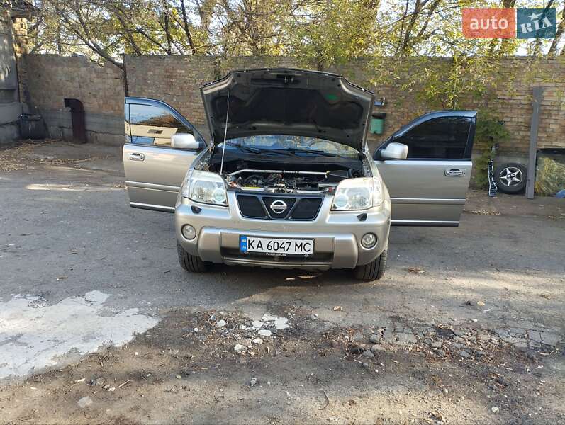 Внедорожник / Кроссовер Nissan X-Trail 2003 в Киеве фото 10 Внедорожник / Кроссовер Nissan X-Trail 2003 в Киеве