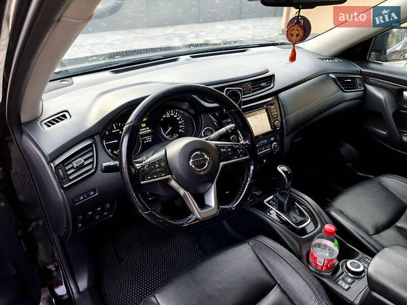 Внедорожник / Кроссовер Nissan X-Trail 2017 в Камне-Каширском