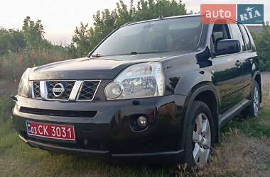 Позашляховик / Кросовер Nissan X-Trail 2007 в Новоархангельську