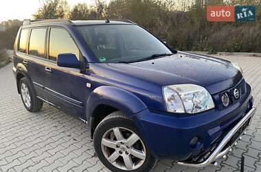 Позашляховик / Кросовер Nissan X-Trail 2003 в Львові