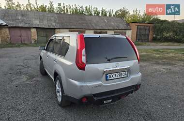 Внедорожник / Кроссовер Nissan X-Trail 2013 в Лозовой