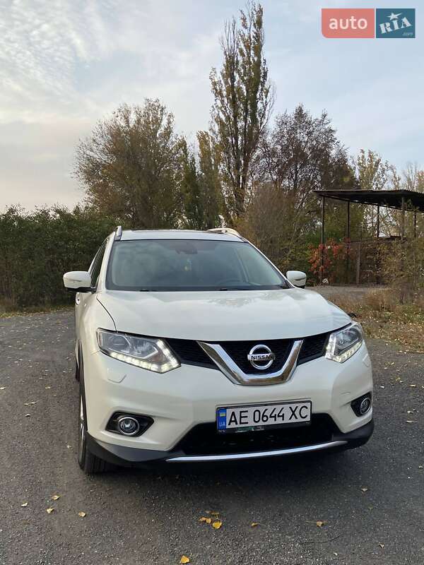 Внедорожник / Кроссовер Nissan X-Trail 2017 в Кривом Роге