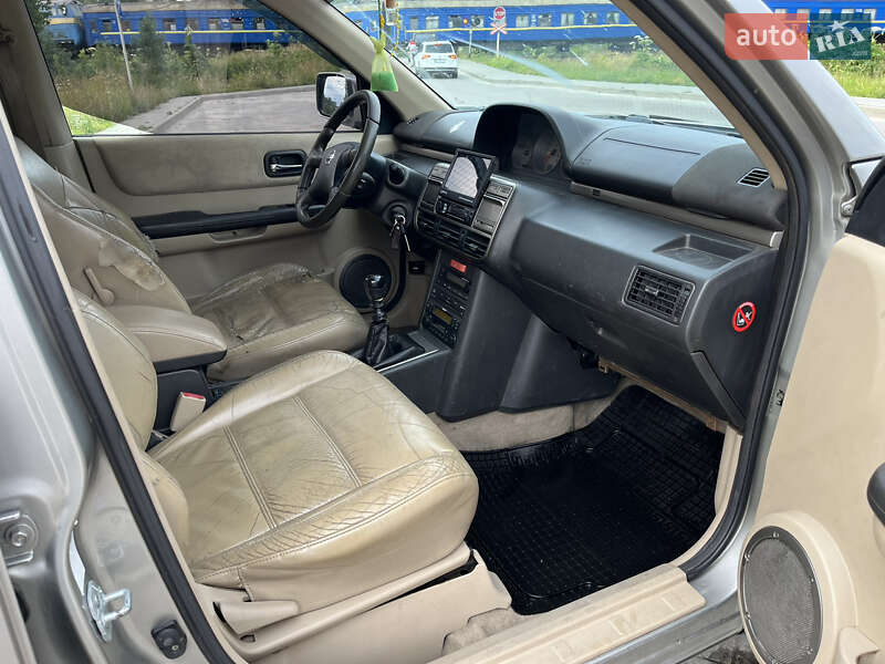 Позашляховик / Кросовер Nissan X-Trail 2002 в Львові