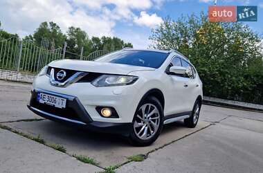 Внедорожник / Кроссовер Nissan X-Trail 2017 в Днепре