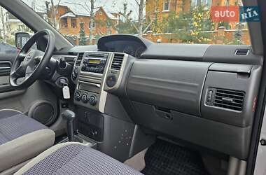 Внедорожник / Кроссовер Nissan X-Trail 2006 в Полтаве