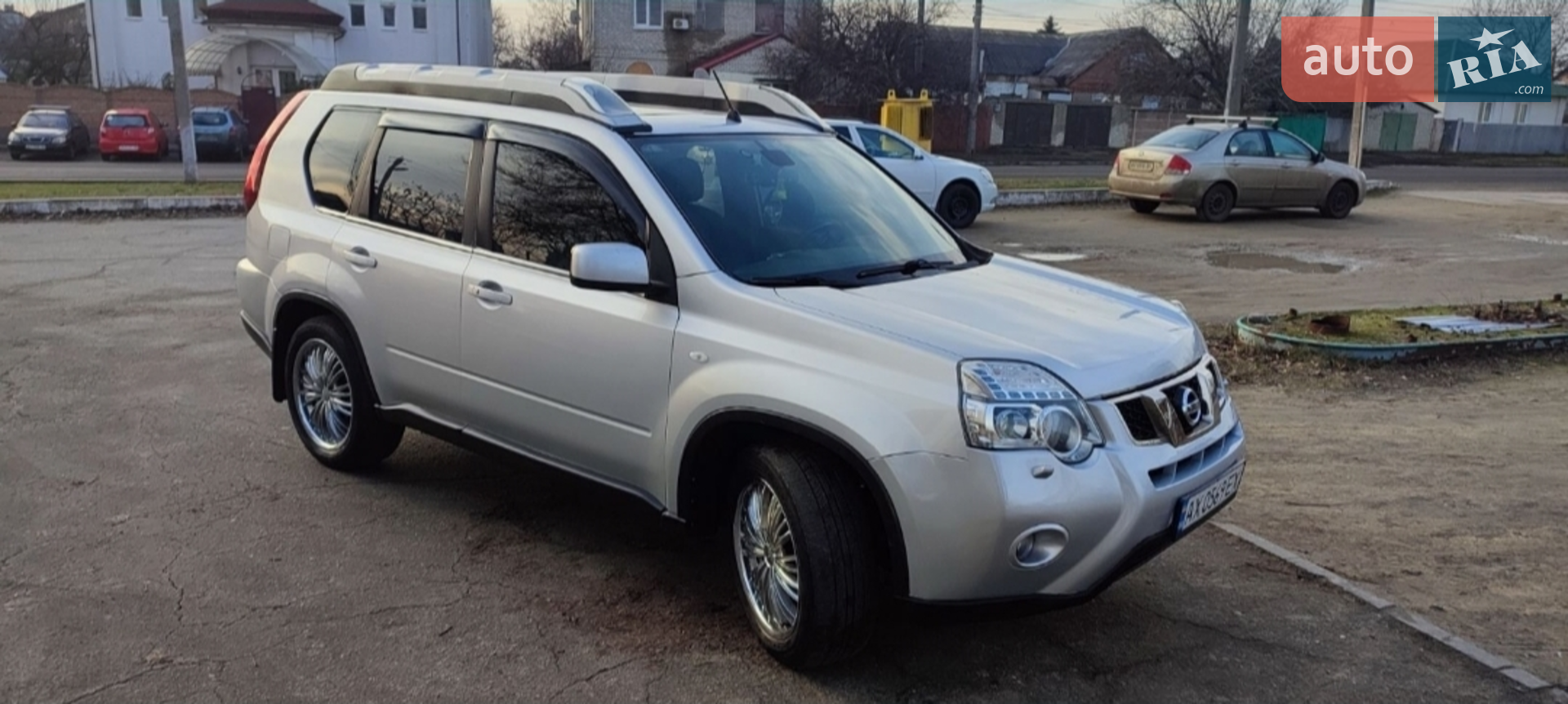 2010 Nissan X-Trail - фото 1