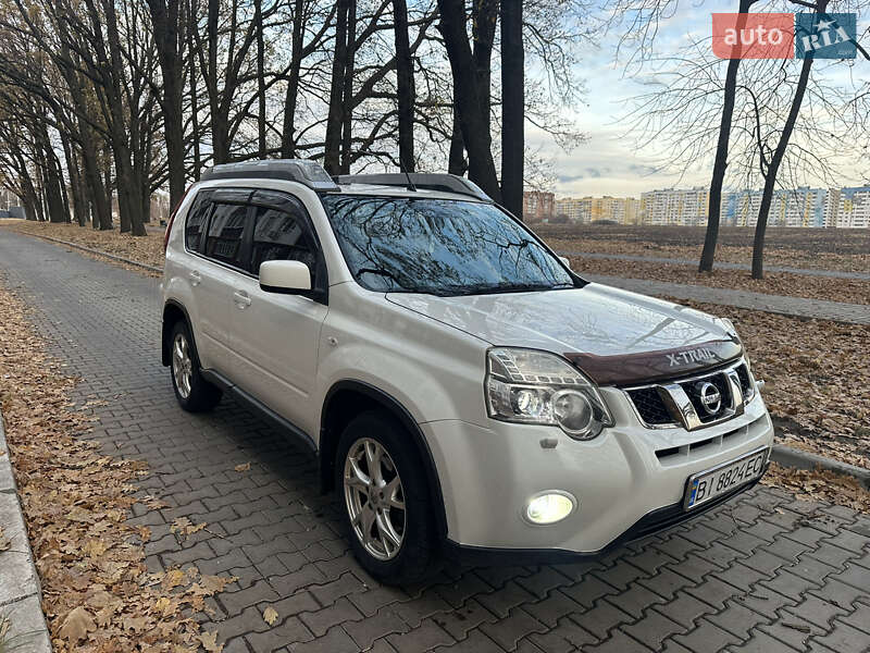 Внедорожник / Кроссовер Nissan X-Trail 2011 в Полтаве