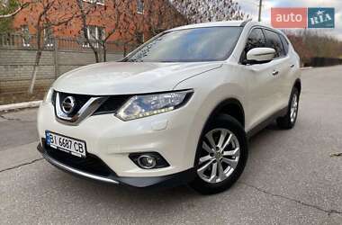 Внедорожник / Кроссовер Nissan X-Trail 2015 в Полтаве