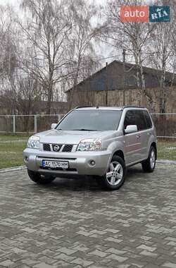 Позашляховик / Кросовер Nissan X-Trail 2006 в Володимирі