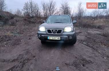 Внедорожник / Кроссовер Nissan X-Trail 2001 в Краматорске