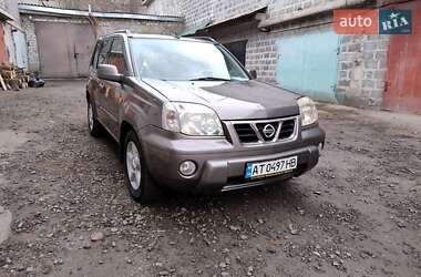 Внедорожник / Кроссовер Nissan X-Trail 2001 в Краматорске