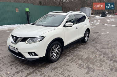 Позашляховик / Кросовер Nissan X-Trail 2015 в Києві