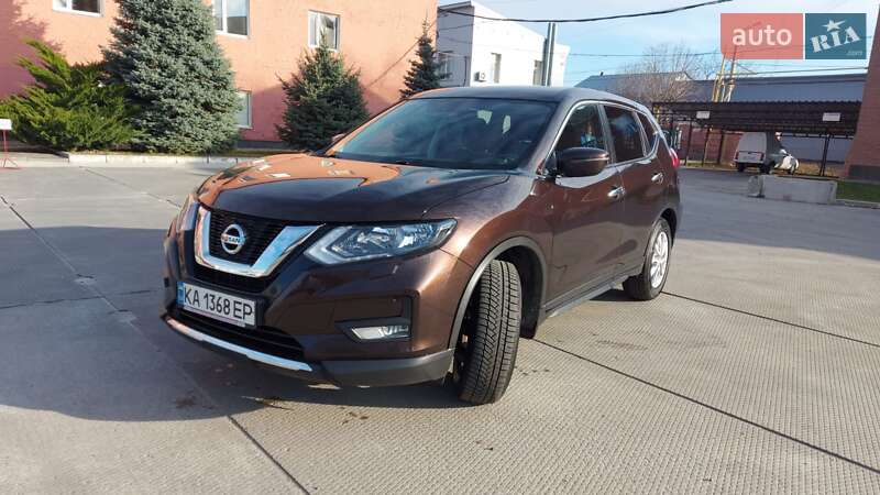 Внедорожник / Кроссовер Nissan X-Trail 2021 в 