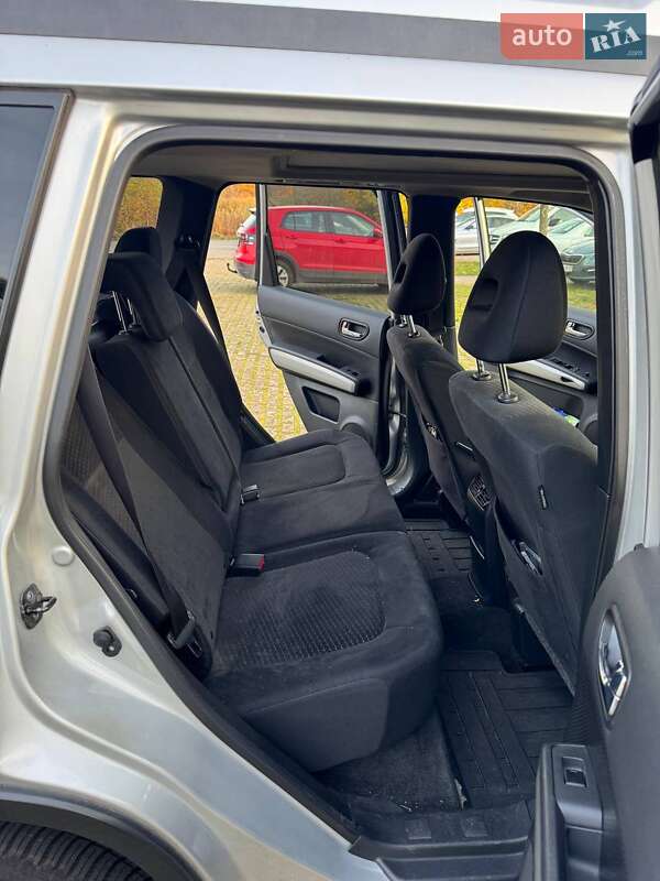 Позашляховик / Кросовер Nissan X-Trail 2012 в Львові