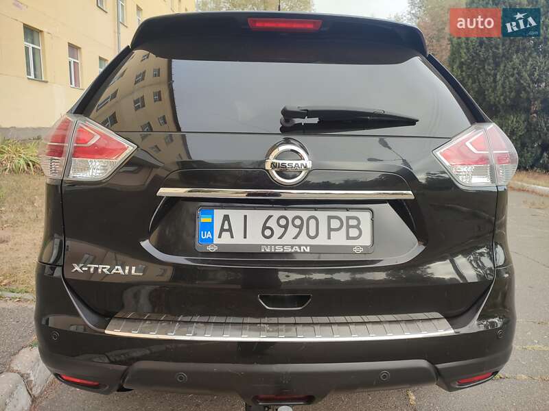 Позашляховик / Кросовер Nissan X-Trail 2014 в Десні