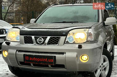 Внедорожник / Кроссовер Nissan X-Trail 2006 в Сумах