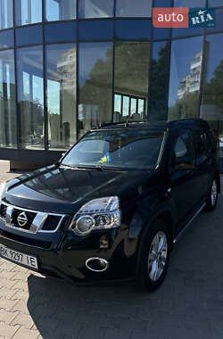 Позашляховик / Кросовер Nissan X-Trail 2012 в Рівному