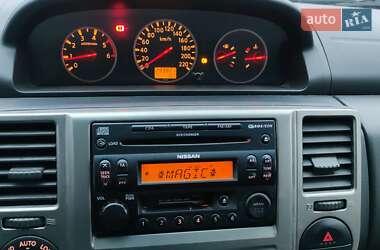 Внедорожник / Кроссовер Nissan X-Trail 2006 в 